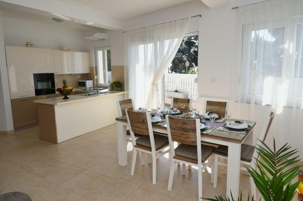 Apartment Libra With Sea View Opatija Exteriér fotografie