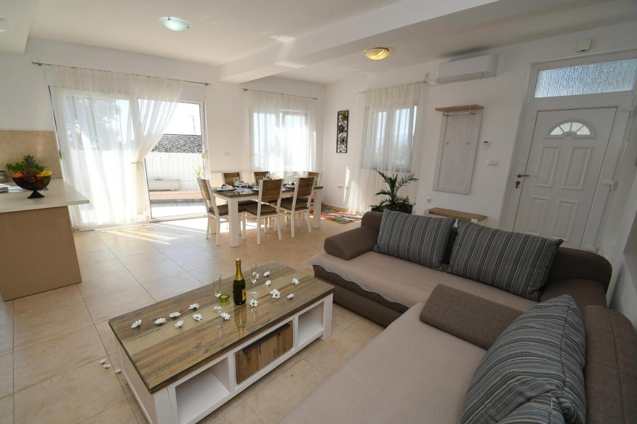 Apartment Libra With Sea View Opatija Exteriér fotografie